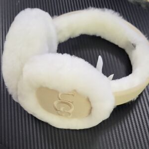 Nwot UGG Cream Fluffy Earmuffs